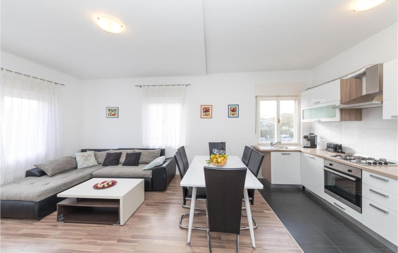 Nice Apartment In Kastel Stafilic With Sauna Kaštela Esterno foto